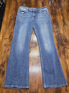Wrangler Women Boot Cut Jeans Medium Wash Denim Size 11X29 Western Mid Rise